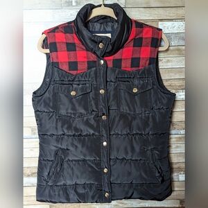 Ci Sono Original Black Puffer Vest With Red/Black Buffalo Plaid Vest